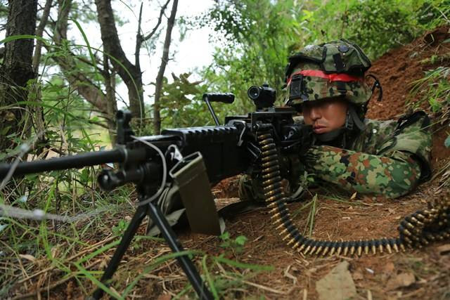 Sumitomo Heavy Industries ngừng sản xuất súng máy 5,56 mm với lý do triển vọng dài hạn ảm đạm. Nếu xu hướng này tiếp tục, cả quân đội và công nghiệp quốc phòng có thể phải đối mặt với các vấn đề về nguồn cung, chi phí cao hơn hoặc lo ngại về chất lượng.