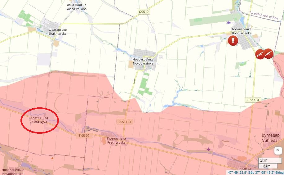 Trên hướng Ugledar, nơi cách Kurakhove không xa, đúng như dự đoán, sau khi chiếm Ugledar, quân Nga đẩy nhanh tốc độ tấn công vào làng Zolota Nyva và khu vực phía tây. Đoạn phim định vị địa lý được công bố vào trưa ngày 7/10 cho thấy, các đơn vị của Lữ đoàn bộ binh thủy quân lục chiến số 40 của Hạm đội Thái Bình Dương, hiện đã tiến vào phần phía tây của làng Zolotaya Nyva trong một cuộc tấn công của trung đội bộ binh cơ giới.