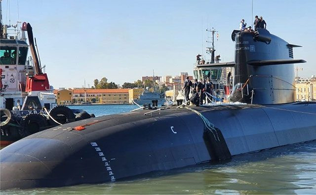 Hệ thống sonar của tàu ngầm S-80 loại sonar mới, được công ty ITT của Mỹ và Tây Ban Nha cùng phát triển; bao gồm một hệ thống sonar mũi chủ động/thụ động đa chức năng và một hệ thống sonar thụ động tần số thấp, lắp bên hông lớn của tàu.