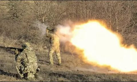 Tinh thần bất khuất này chắc chắn đã giành được sự tôn trọng đối với Quân đội Ukraine trong cộng đồng quốc tế và cũng tiếp thêm động lực để họ tiếp tục chiến đấu trên chiến trường. 