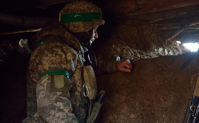 Hiện các cuộc tấn công của Nga đang tập trung vào các vị trí của quân Ukraine tại Nhà máy than cốc Avdiivka (AKHZ), trong khu vực kho chứa động cơ Avdiivka và các nhà kho ở phía nam mỏ đá.