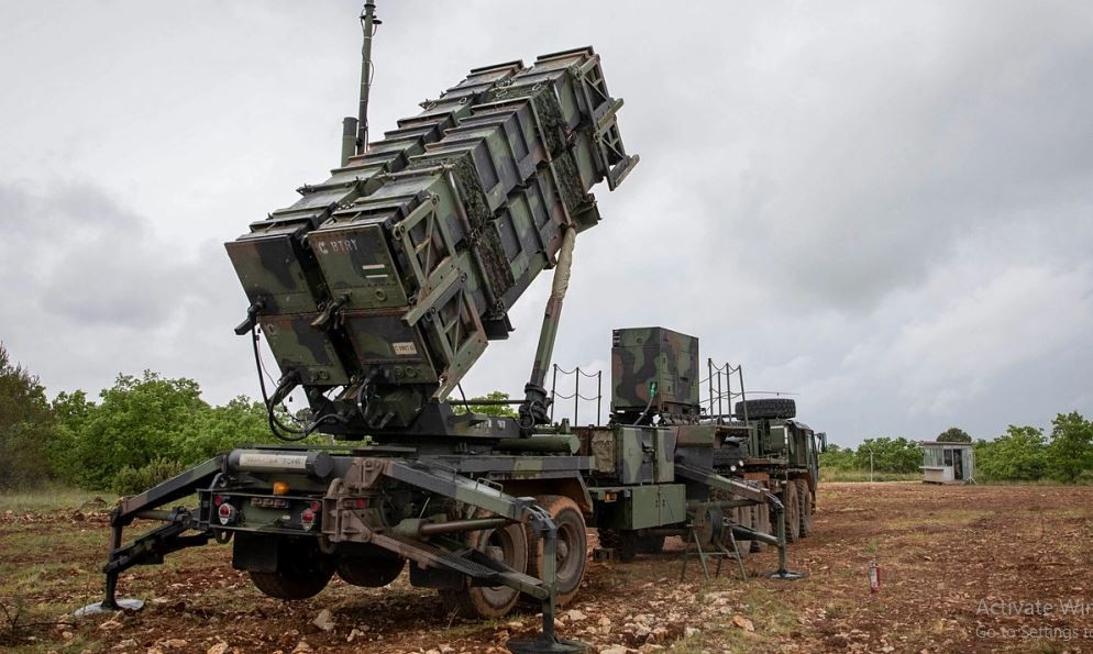 Theo lời của Tổng thống Ukraine Zelensky, Kiev đã tăng cường khả năng phòng không của hành lang ngũ cốc đi qua các cảng ở khu vực Odessa. Ngoài ra, Đại sứ Đức tại Ukraine Martin Jäger cũng hứa vào tháng 11 rằng, vào mùa đông, một hệ thống phòng không Patriot khác sẽ được Đức chuyển giao cho Ukraine. 