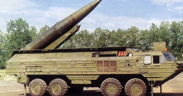 Tuy nhiên, Defense Express đang cố gắng loại bỏ ý tưởng này, vì chuyên gia Zgurets cho rằng “quân đội Liên Xô đã lên kế hoạch sử dụng máy bay M-55 để chỉ định mục tiêu dành riêng cho các tổ hợp tên lửa chiến thuật Oka, với tầm bắn từ 300 đến 500 km. Tuy nhiên, chưa có nghiên cứu nào về khả năng trinh sát chiến lược của máy bay M-55”. 