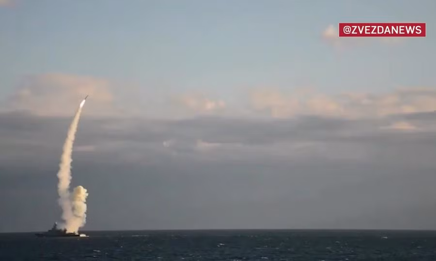 Quân đội Nga đã không tấn công lãnh thổ Ukraine bằng tên lửa hành trình tốt nhất của mình trong gần hai tháng qua, điều mà các quan chức tình báo phương Tây cho rằng, có thể Nga đã tích lũy một lượng dự trữ tên lửa đáng kể cho các cuộc tấn công sắp tới vào cơ sở hạ tầng quan trọng của đối phương.