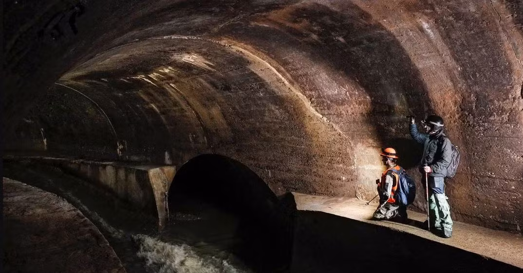 Mặc dù quân đội Nga đã làm tê liệt hoặc kiểm soát toàn bộ các tuyến tiếp tế hậu cần và đường liên lạc chiến lược từ bên ngoài vào Bakhmut, nhưng họ vẫn không thể chiếm được thành phố; mặc dù Bakhmut bị cô lập. Như vậy có thể thấy tầm quan trọng của con đường ngầm tiếp tế cho thành phố.