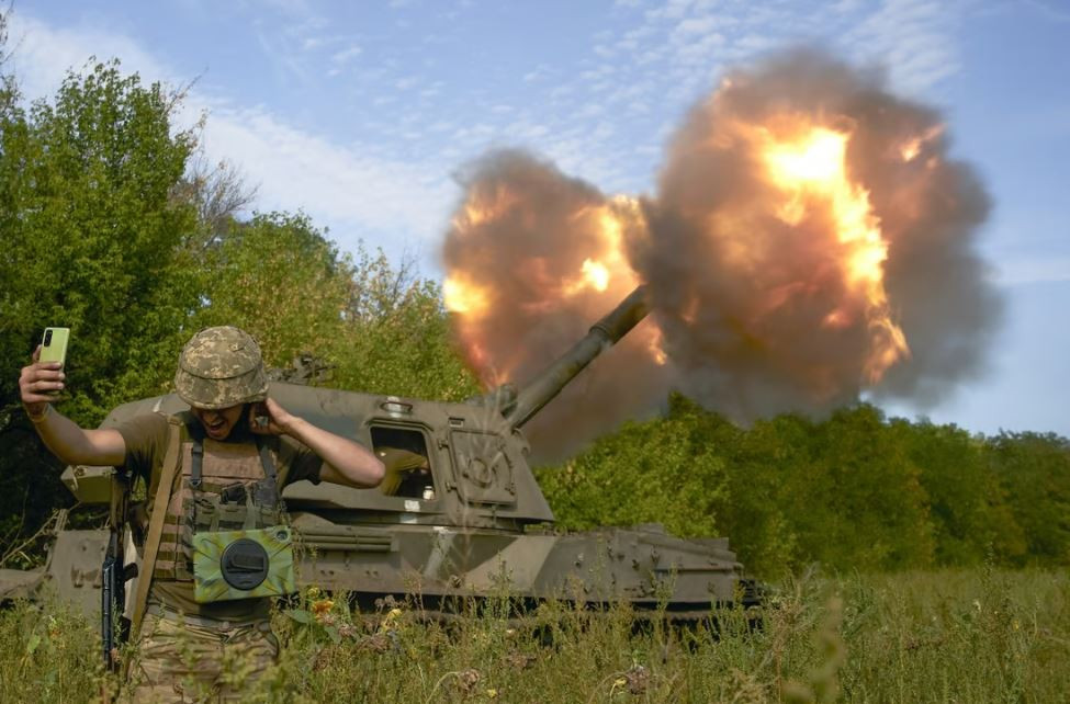 Mặc dù quân đội Ukraine đã đạt được những thắng lợi quan trọng nhưng họ vẫn phải đối mặt với sự chống trả của lực lượng dự bị của quân đội Nga trong tương lai. Ở khu vực xa hơn về phía nam Zaporozhye, vẫn còn nhiều đơn vị dự bị của quân đội Nga. 