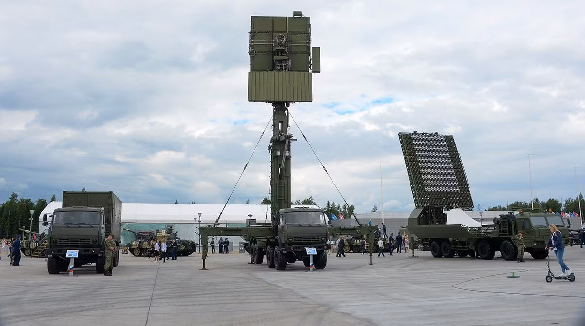 Khi bị phá hủy, radar 48Ya6-K1 Podlet K1 cách vị trí tiền tuyến của Ukraine hơn 100 km, vượt quá tầm bắn của bệ phóng tên lửa cơ động cao M142 HIMARS, để phóng tên lửa dẫn đường bằng vệ tinh M31 (dưới 80 km).