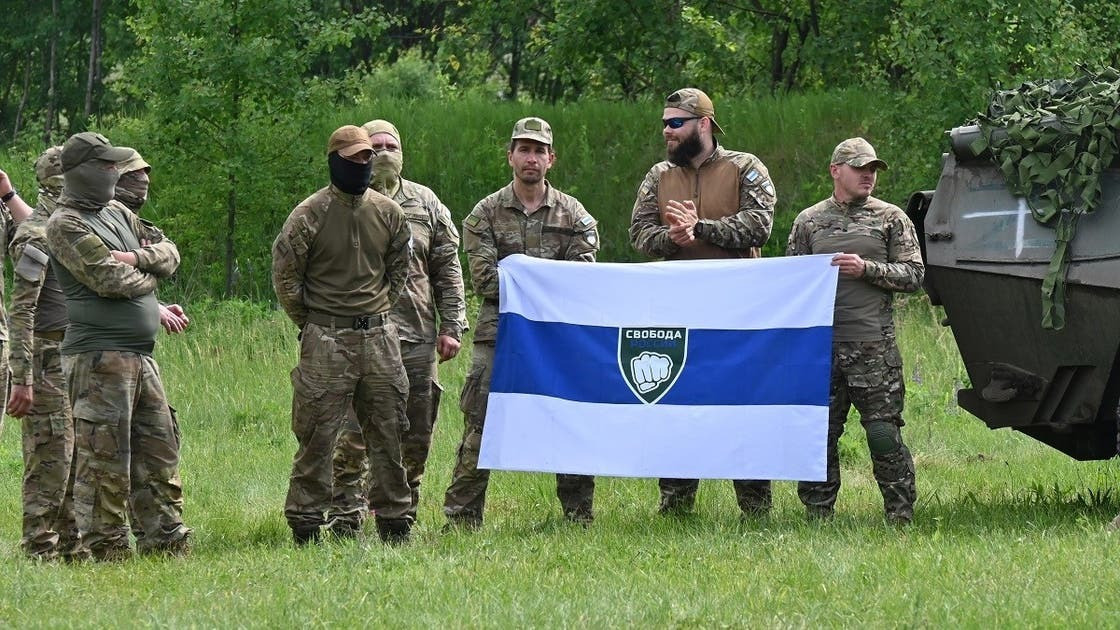 Trên thực tế, những cuộc đột kích như vậy vào lãnh thổ Nga lần đầu tiên xảy ra vào tháng 3/2023. Đặc biệt là sau khi Bakhmut thất thủ vào tháng 5/2023, thì đã có một làn sóng lớn tấn công vào lãnh thổ Nga, dưới mác là những người Nga lưu vong. 