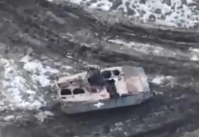 Theo báo cáo chiến trường của Bộ Quốc phòng Nga ngày hôm đó cho biết, Quân đội Ukraine đã mất 5 xe tăng và 4 xe bọc thép tại đây; trong đó đáng chú ý là 3 xe công binh phá chướng ngại vật UR-77 có giá trị và 3 xe bọc thép công binh. 