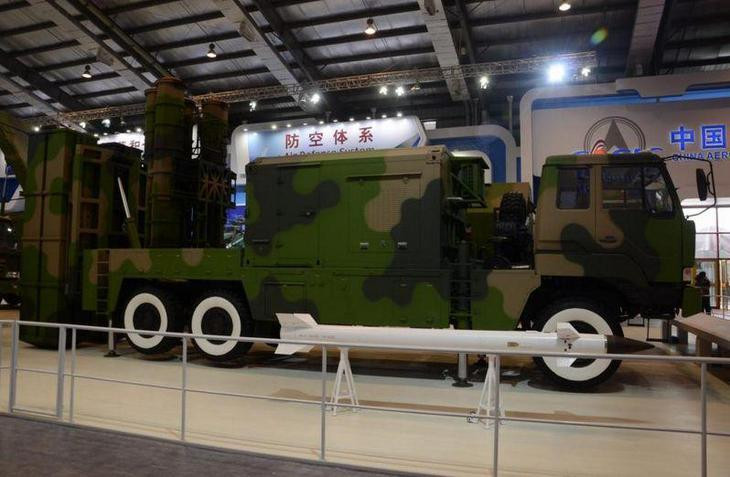 Tên lửa của hệ thống FM-3000 sử dụng phương pháp dẫn đường quán tính giai đoạn đầu, và radar bán chủ động pha cuối. Tuy nhiên giới quan sát nghi ngờ hệ thống phòng không FM-3000 là bản sao hệ thống phòng không Buk-M3 của Nga.