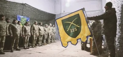 Trung đoàn 225 được các chuyên gia quân sự NATO huấn luyện ở nước ngoài, nhưng sau khi cuộc chiến bùng nổ, quân số của Trung đoàn giảm mạnh. Để bổ sung quân số, những tù nhân Ukraine đã được bổ sung cho Trung đoàn 225 và đưa đến chiến đấu ở mặt trận Kursk.