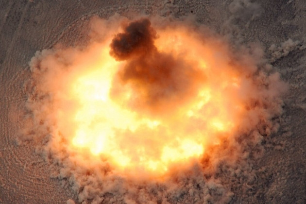 Loại bom hạng nặng như FAB-3000 nhằm mục đích phá hủy các vật thể kiên cố và các mục tiêu cơ sở hạ tầng quan trọng, và chúng đã chứng tỏ thành công, mặc dù tầm bay của loại bom này hiện tại chưa được xa lắm, nhưng vẫn đủ nằm ngoài tầm đe dọa của các hệ thống phòng không dã chiến của Quân đội Ukraine.