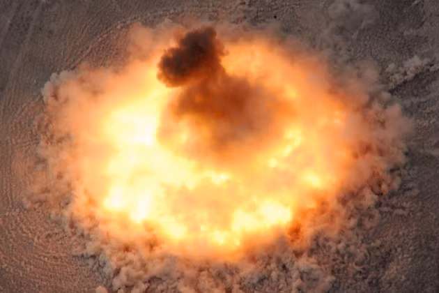 Loại bom hạng nặng như FAB-3000 nhằm mục đích phá hủy các vật thể kiên cố và các mục tiêu cơ sở hạ tầng quan trọng, và chúng đã chứng tỏ thành công, mặc dù tầm bay của loại bom này hiện tại chưa được xa lắm, nhưng vẫn đủ nằm ngoài tầm đe dọa của các hệ thống phòng không dã chiến của Quân đội Ukraine.