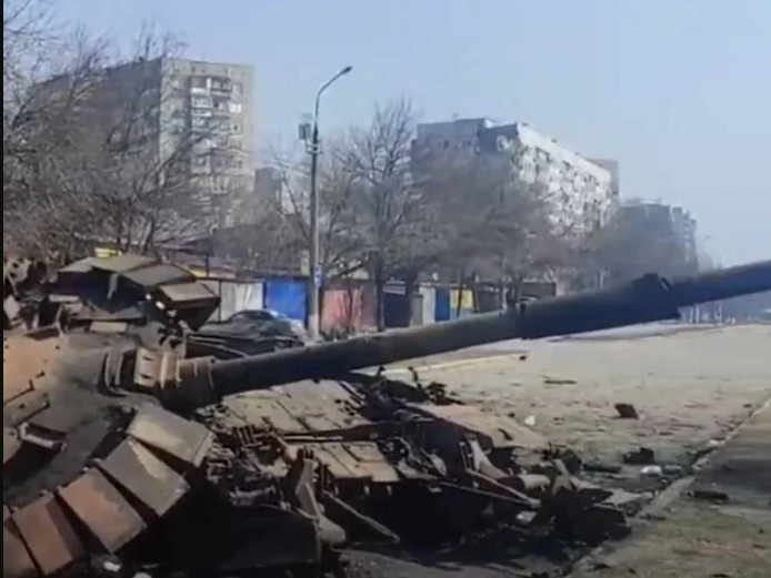 Tướng Konashenkov thông báo rằng, kể từ khi bắt đầu chiến dịch quân sự đặc biệt tại Ukraine, Quân đội Nga đã phá hủy tổng cộng 2.132 xe tăng và xe bọc thép, 913 khẩu pháo và súng cối các loại của Quân đội Ukraine. 