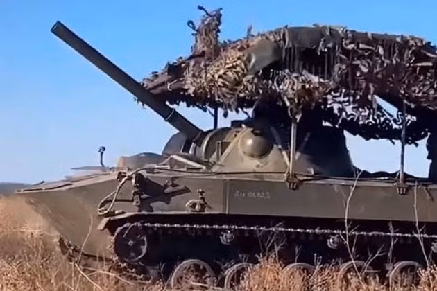 Hỏa lực của quân Nga, không chỉ làm tàu thuyền vượt sông của Ukraine bị phá hủy, mà cả những địa điểm triển khai quân tạm thời của quân Ukraine tại khu vực làng Krynki và đảo Aleshkinsky ở vùng Kherson cũng bị thiệt hại nặng. Theo số liệu sơ bộ, 50 lính Ukraine tại đây đã bị loại khỏi vòng chiến đấu.