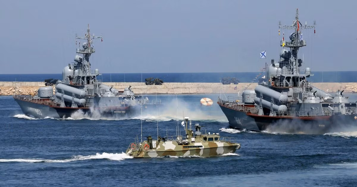 Tuy nhiên, cũng có nguồn tin cho rằng, Nga đang có kế hoạch tiến hành một trong các giai đoạn của cuộc tập trận, gần biên giới của NATO, cụ thể là khu vực nằm ngoài khơi bờ biển Romania; nhưng chưa có nguồn tin nào xác nhận.