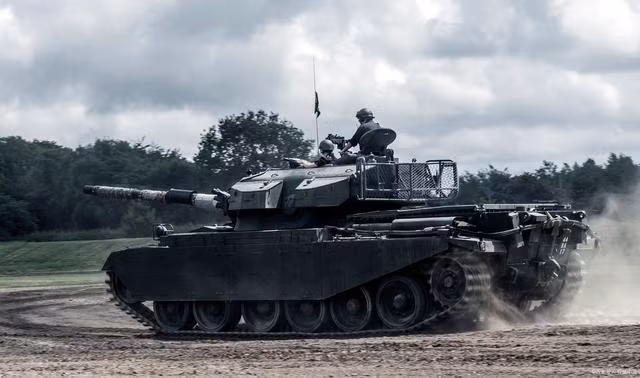 Điều này bao gồm hỗ trợ chính trị, kinh tế và quân sự để đảm bảo Ukraine có thể tồn tại trong cuộc xung đột kéo dài cường độ cao. Chỉ với nỗ lực chung của cộng đồng quốc tế, vấn đề Ukraine mới có thể đạt được tiến bộ lâu dài và bền vững.