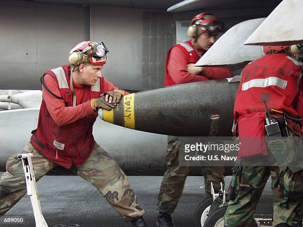 Thứ nhất, Mỹ có thể tăng cường huấn luyện và hỗ trợ cho Không quân Ukraine. Trong lực lượng không quân, các phi công, sĩ quan chỉ huy, dẫn đường và nhân viên kỹ thuật mặt đất được đào tạo bài bản là rất quan trọng.