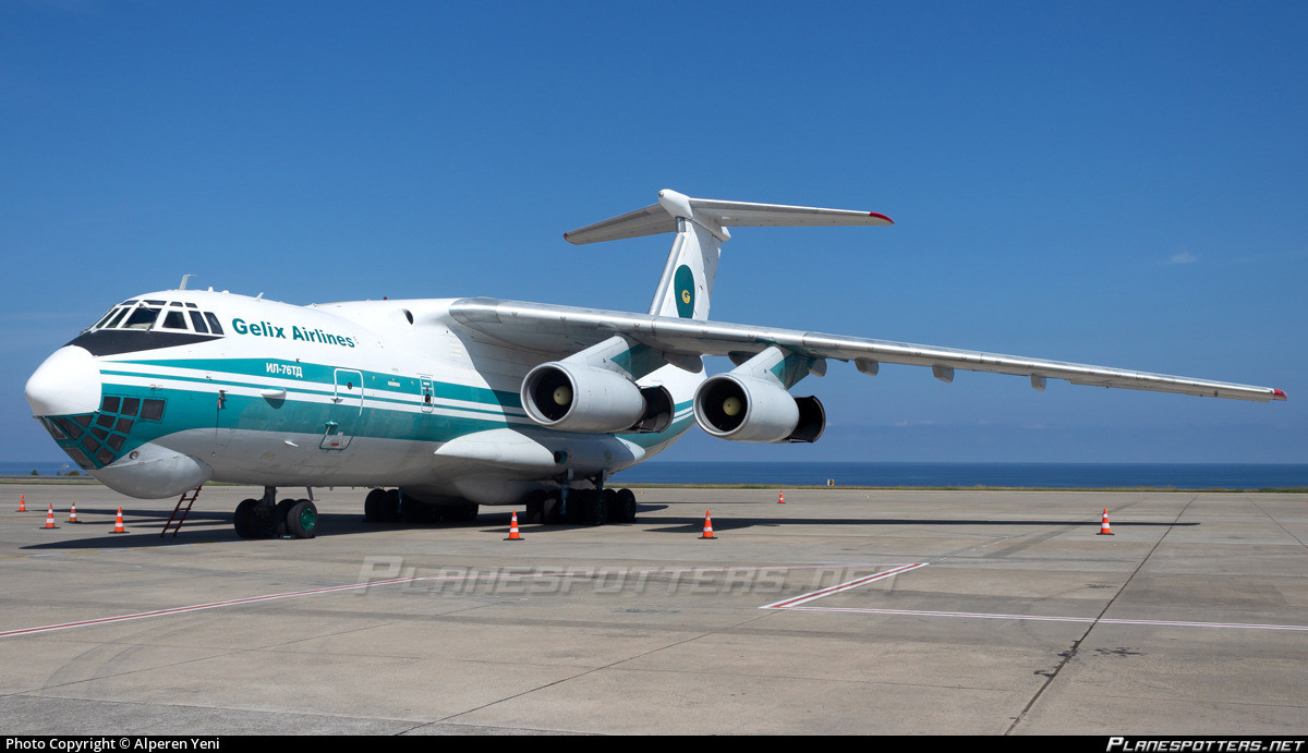 Theo một số nguồn tin, chiếc máy bay Il-76TD này của hãng hàng không Gelix Airlines được Nga sử dụng để vận chuyển hàng quân sự dưới vỏ bọc là một hãng hàng không dân dụng, và trên máy bay không có bất kỳ phù hiệu quân sự nào. 