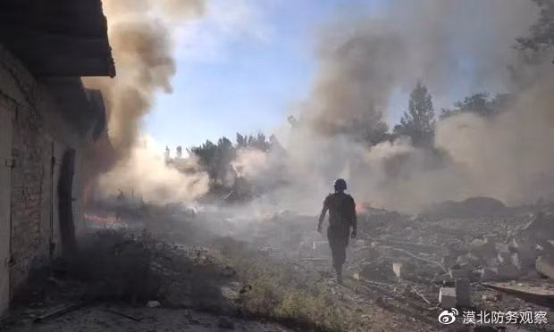 Phương Tây lo ngại, nhưng Ukraine dường như không có gì phải e ngại về điều đó. Theo thông tin mới nhất từ kênh truyền hình "Nước Nga ngày nay", chỉ vài ngày trước, Danilov, Thư ký Ủy ban Quốc phòng và An ninh Ukraine, cho biết trong một chương trình truyền hình trực tiếp rằng, Quân đội Ukraine sẽ không ngần ngại tấn công Nga?