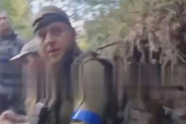 Sau khi quân chính quy của Quân đội Ukraine phát động cuộc tấn công bất ngờ vào Kursk, họ nhanh chóng xuyên thủng tuyến phòng ngự của quân Nga rồi xông vào khu vực rộng lớn của Kursk. Một số đơn vị trinh sát Ukraine thậm chí còn tiến xa tới 20 km. Hiện Quân đội Ukraine vẫn còn ở độ sâu hơn 10 km trong lãnh thổ Nga.