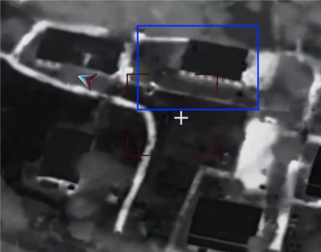 Vì vậy, sở chỉ huy được phía Nga nhắc tới không phải là sở chỉ huy của Lữ đoàn bộ binh cơ giới 22, hay thậm chí là sở chỉ huy cấp tiểu đoàn, mà rất có thể chỉ là vị trí chỉ huy cấp đại đội. Nó thậm chí có thể là nơi tập trung tạm thời của Quân đội Ukraine; thông thường, một đơn vị cấp độ này không đáng sử dụng tên lửa Iskander đắt tiền để tấn công. 