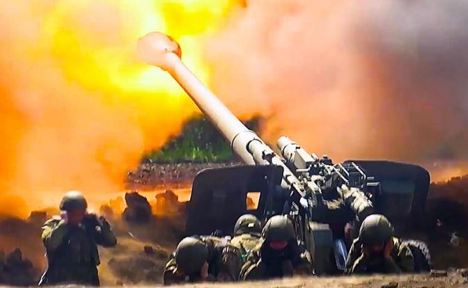 Như đã đề cập ở trên, hai đơn vị Ukraine tiến tới Medvezhiye và Veseloe, hiện đã tiến về phía sau lực lượng phản công Nga trên tuyến đường phía Tây, chuẩn bị tạo thế cho việc bao vây lực lượng 8.000 quân Nga ở sườn phía đông.