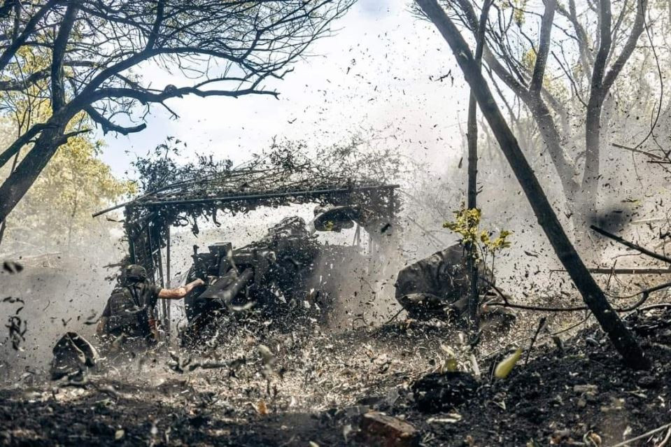 Theo một thông tin khác, quân của Lữ đoàn bộ binh cơ giới 47 Ukraine đã rút khỏi làng Stepovoy; tuy nhiên pháo binh của họ vẫn đang pháo kích vào trong làng, để không cho quân Nga củng cố thế đứng chân. 