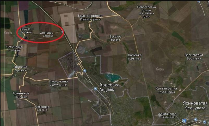 Giờ đây, toàn bộ khu vực từ làng Stepovoy đến làng Berdychi (khoanh màu đỏ) đều là khu vùng xám (nơi diễn ra các trận giao tranh, không thuộc về bên nào). Tuy nhiên, các trận đánh ác liệt ở khu vực sườn phía bắc Avdiivka đang ngày càng gia tăng.