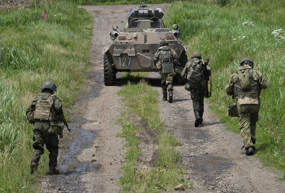 Theo Bộ Quốc phòng Nga, tình hình chiến trường ngày 5/12 diễn ra với lợi thế là quân Nga tiến gần như dọc toàn bộ chiến tuyến; tuy nhiên quân Nga vẫn chưa thể chiếm thêm được ngôi làng nào, nhưng đã có nhiều tiến bộ. 