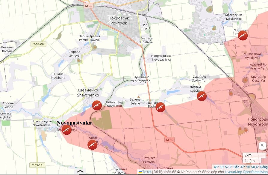 Theo trang Topwar của Nga, tối ngày 5/12, các đơn vị xung kích của Cụm quân Trung tâm Nga đã nắm quyền kiểm soát làng Novopustynka, ở phía nam Pokrovsk và cách thành phố này 4 km, đặt thành phố trong tầm bắn của pháo binh chiến thuật.