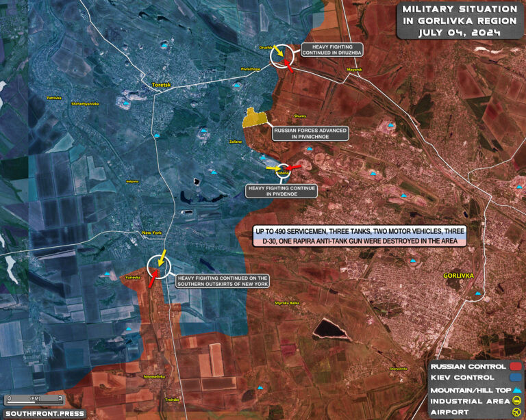Chasov Yar, Volchansk và Toretsk (tên cũ là Dzerzhinsk) hiện là ba mặt trận lớn trên chiến trường Ukraine, trong đó Toretsk nằm bên sườn Chasov Yar. Sau chín cuộc tấn công quy mô lớn, Quân đội Nga đã tiến tới thành trì quan trọng Toretsk và bóc dần các cứ điểm xung quanh, trong đó có làng New York.