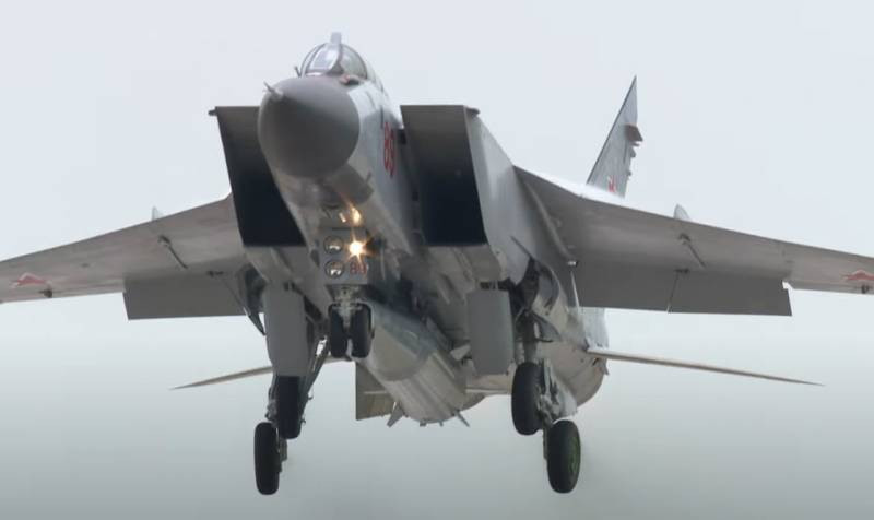 Chuyên gia David Wright của Viện Công nghệ Massachusetts tin rằng, tên lửa siêu thanh Kinzhal và vũ khí siêu thanh tầm trung nói chung, còn lâu mới đạt đến “độ chín” về công nghệ và không nên được “ưu tiên phát triển”.