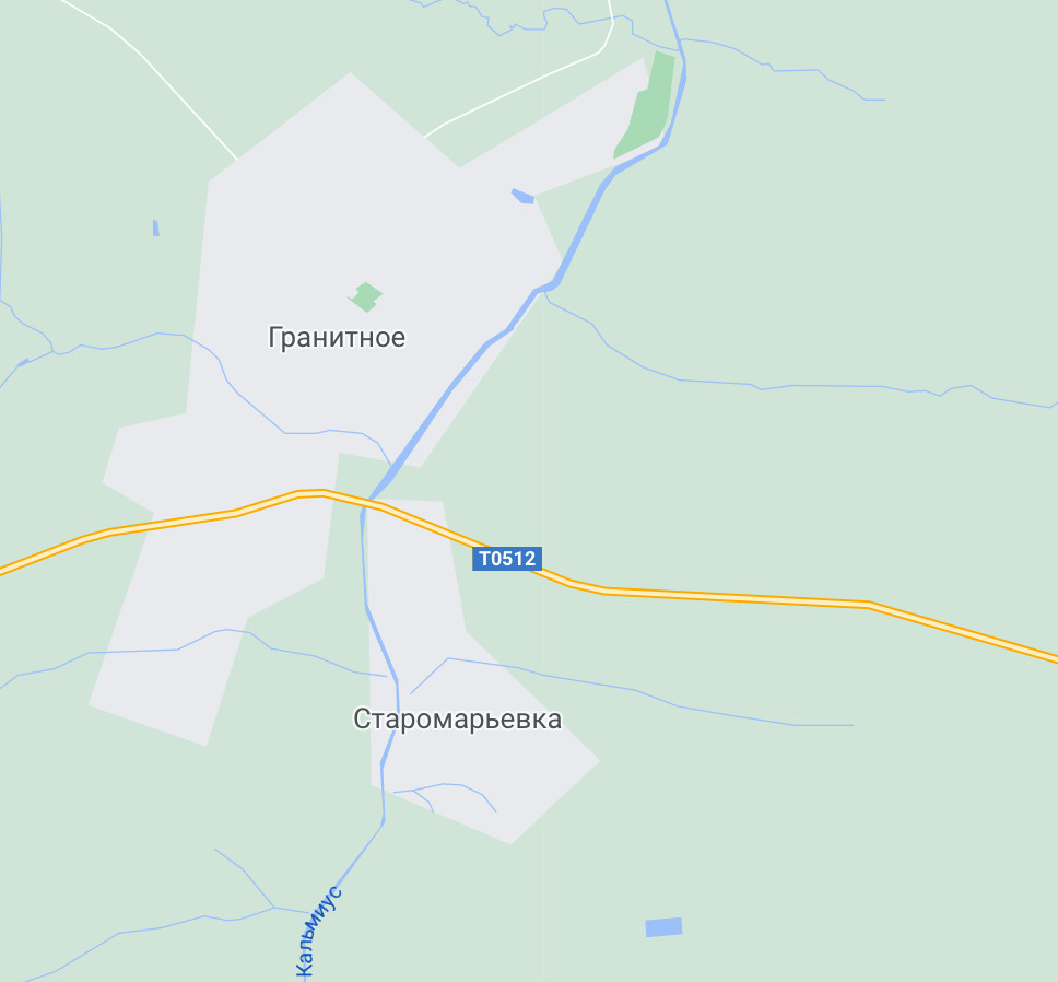 Nguồn tin cho của OSCE cho biết: “Vào ngày 31/10, tại một cánh đồng phía bắc đường T0512, cách khu vực N. khoảng 1,6 km về phía đông nam làng Staromaryevka, đã nhìn thấy quốc kỳ Ukraine, hàng rào thép gai và 4 hố đạn gần đó. Ba trong số những hố này có cánh đuôi đạn cối 120mm”.