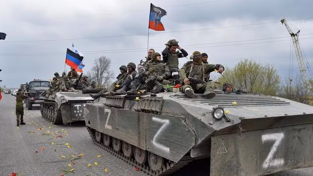 Mới đây, cục diện chiến sự Nga-Ukraine đã diễn ra một sự thay đổi mới. Trong khi Quân đội Nga đang dần thu hẹp không gian cho các hoạt động quân sự của Ukraine ở hướng Bakhmut, thì bất ngờ phát động cuộc tấn công “siêu quy mô” về hướng Kreminna, thuộc tỉnh Luhansk miền Đông Ukraine.