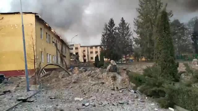 Không cần biết con số là bao nhiêu, nhưng thật khó tin là không có lính đánh thuê nước ngoài nào bị chết hoặc bị thương. Trước khi tên lửa tầm xa của Nga được phóng đi, chắc chắn họ đã phải thực hiện nhiều hoạt động trinh sát tình báo mục tiêu; sau đó mới thực hiện một cuộc tấn công có chủ đích.