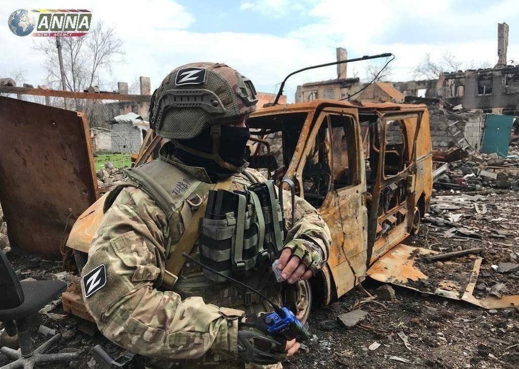 Quân đội Nga và lực lượng bán quân sự Wagner đã tập trung một lượng lớn pháo và bệ phóng tên lửa để yểm trợ, quân đội Ukraine cũng huy động lực lượng pháo binh chi viện từ hướng Zaporozhye để phản công. 