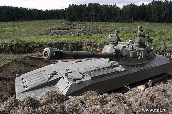 Mặc dù quân đội Nga và lực lượng Wagner đã đạt được một số tiến bộ ở phía nam Bakhmut. Tuy nhiên, hơn 10 km về phía trước, quân Nga sẽ đụng vào trận địa phòng ngự của Lữ đoàn bộ binh cơ giới 30, 53 và 71 của Quân đội Ukraine. 