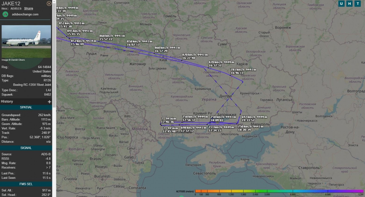 Theo số liệu mà truyền thông Nga công bố, trong quá trình trinh sát của một máy bay quân sự Mỹ dọc theo đường giới tuyến tạm thời, đã chú ý quan sát các mục tiêu dân quân nằm gần đường giới tuyến.
