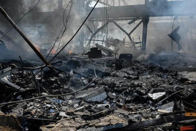 Tất nhiên, việc sử dụng vũ khí hạt nhân là con bài cuối cùng của Nga và phải đến giây phút cuối cùng mới được sử dụng. Và hiện tại, Tổng thống Putin vẫn chưa quyết định. 