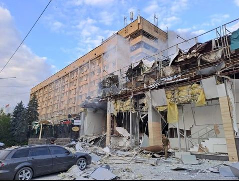 Phân tích từ góc độ cuộc tập kích của Nga cho thấy, các cuộc không kích bằng tên lửa của Nga thực tế không hiệu quả lắm. Do có ít tên lửa và UAV tự sát, nên mật độ tấn công tương đối mỏng. Sẽ rất khó để một làn sóng tấn công tên lửa Ukraine trong một tháng, hai tháng, thậm chí vài tháng. 