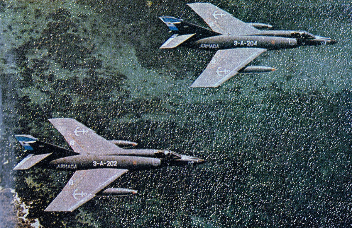 Theo Bộ trưởng Quốc phòng Argentina Jorge Taiana cho biết, hiện các phụ tùng và linh kiện của máy bay chiến đấu Super Étendard không còn có thể được cung cấp, vì chúng không còn được sản xuất nữa.