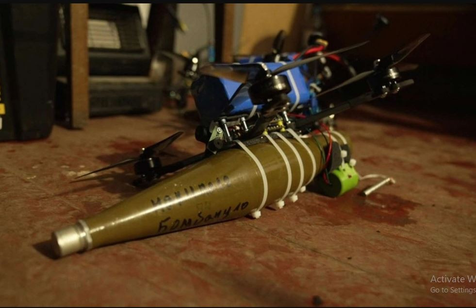 Một số người đặt câu hỏi, có bao nhiêu UAV của Ukraine đã tấn công Nga? Suy cho cùng, thông tin về tỷ lệ thành công đều được cả hai bên bảo vệ chặt chẽ. Chỉ có một số câu chuyện thành công được nêu bật, nhưng còn số lần tấn công thất bại thì sao? Theo các phân tích, các cuộc tấn công đã thất bại nhiều hơn những cuộc tấn công thành công.