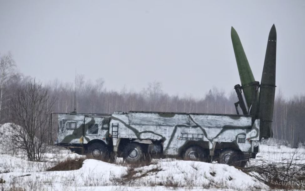 “Việc kiểm soát mục tiêu” ở đây có thể Kots đang đề cập đến loại UAV trinh sát Sirius/Inokhodets-RU, đây là loại UAV trinh sát/chiến đấu có tầm hoạt động trung bình/cao (MALE/HALE), tương đương như MQ-9 Reaper của Mỹ. Loại UAV ngay giúp tăng cường khả năng tình báo-giám sát-trinh sát (ISR) của Nga. 