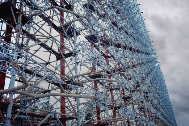 Đối với những người dân địa phương và cả nước Nga, radar Duga 3 không chỉ là một di sản thu hút khách du lịch, mà còn là bằng chứng lớn nhất về sức mạnh một thời của Liên Xô. 