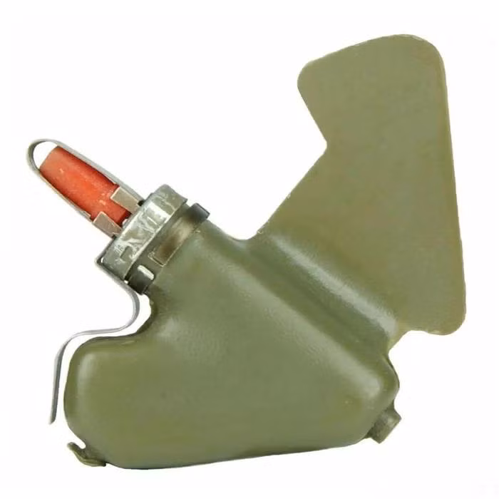 Điều đáng chú ý là mìn chống bộ binh PFM-1С nằm rải rác trên mặt đất rất khó phát hiện. Và cũng cần phải nói rằng, thiết bị tự hủy của mìn chống bộ binh PFM-1С không đáng tin cậy, nên nhiều năm sau, nhiều quả mìn vẫn sẽ gây nguy hiểm cho dân thường. 