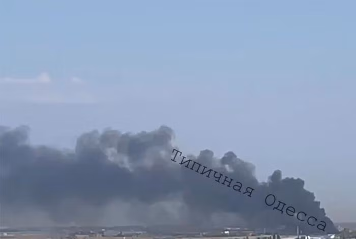 Theo thống kê của Ukraine, Lực lượng Hàng không Vũ trụ Nga đã điều động 11 máy bay ném bom chiến lược Tu-95MS, phóng tên lửa hành trình trong hai loạt; 9 máy bay MiG-31, 6 máy bay ném bom chiến lược Tu-22M3 phóng tên lửa siêu thanh Kinzhal; 2 máy bay chiến đấu Su-57, phóng tên lửa Kh-69 và các tên lửa khác.