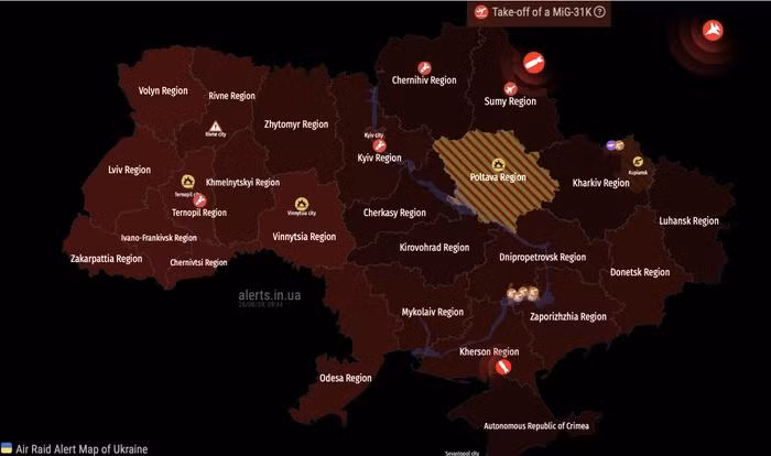 Vào đêm 27/8, Quân đội Nga đã lặp lại cuộc tấn công, nhưng trọng tâm là phá hủy các địa điểm trú quân của các cố vấn quân sự nước ngoài và nơi tập trung quân của Quân đội Ukraine. Đặc biệt, tòa nhà của khu phức hợp khách sạn Aurora ở Krivoy Rog đã bị tấn công. Theo Bộ Quốc phòng Nga thông báo, thời điểm đó ở khách sạn Aurora, có cố vấn quân sự nước ngoài và nhân viên Tổng cục Tình báo Bộ Quốc phòng Ukraine.