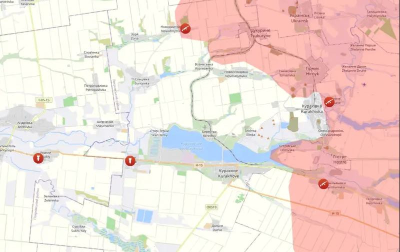 Dư luận Ukraine đang gióng lên hồi chuông cảnh báo về tình hình theo hướng Kurakhovsky. Có nhiều lý do để báo động về khu vực này của mặt trận, do tuyến phòng thủ được xây dựng ở phía đông thành phố đã sụp đổ, và lúc này quân Nga không chỉ tiến vào thành phố từ hướng Maksimilyanovka và Ostrovsky, mà còn tiến sâu hơn vào thành phố ít nhất 1,5 km.