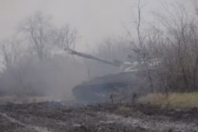 Do đó, một khi quân đội Nga phát động một cuộc tấn công vào ban đêm, những chiếc xe tăng T-72 và T-80 của Nga có thể sử dụng hệ thống nhìn đêm tiên tiến, để tiến hành bắn tỉa tầm xa các mục tiêu của Quân đội Ukraine như một cuộc đi săn đêm.